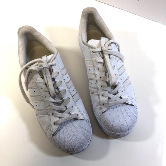 Women Adidas Superstar all white , sz 8,5 - Picture 6 of 6